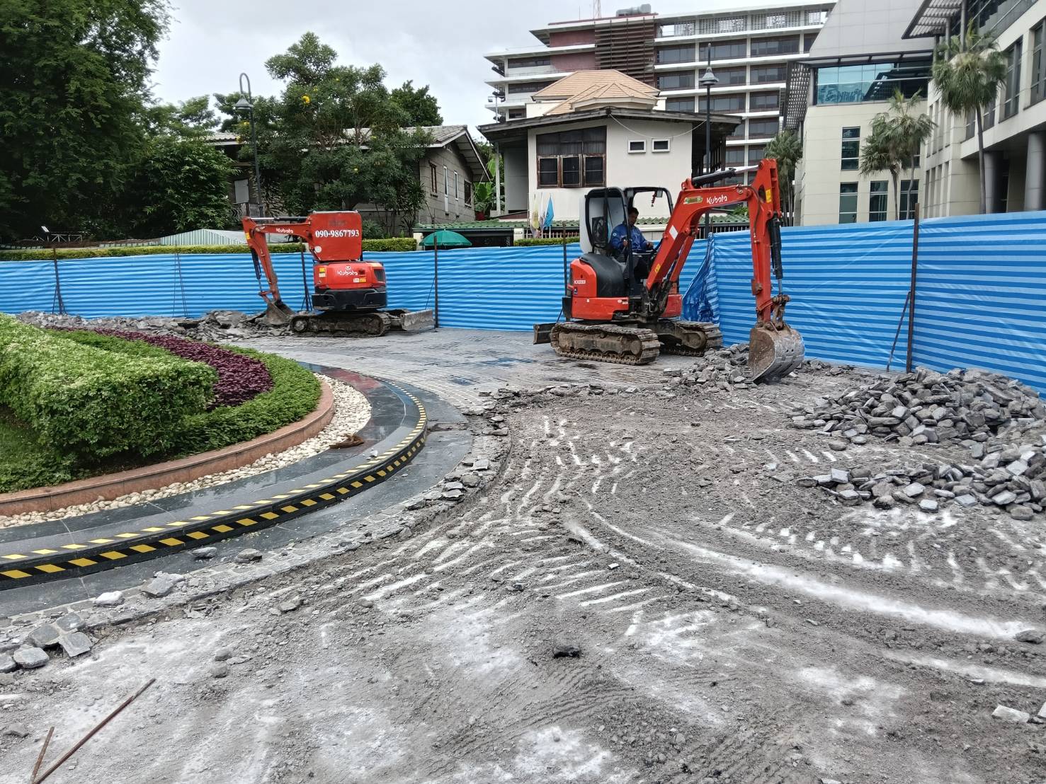 19 - https://วงศ์บริการแม็คโคร.com | ส.สหวงษ์ ให้เช่ารถแม็คโคร PC120/PC30/PC60 รายวัน-รายเดือน หัวขุด/เจาะ พร้อมหกล้อดั๊ม รับรื้อถอน ปรับพื้นที่ เคลียร์ริ่ง ถมที่ ขุดฟุตติ้ง บริการรวดเร็ว คุณภาพดี ราคาถูก